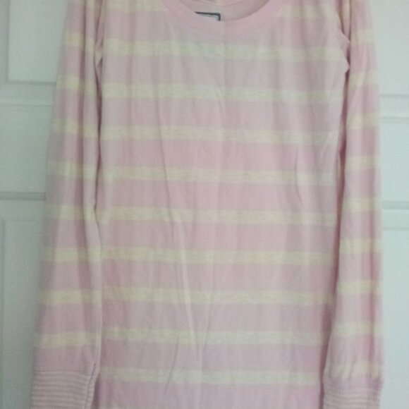 Poof Excellence Size L Long Sleeve Top - Picture 2 of 7